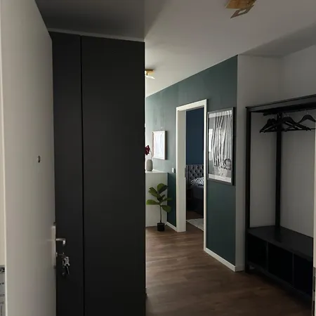 Filoxenia I Neubau 4 Personen Parkplatz