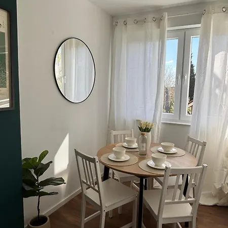 Daire Filoxenia I Neubau 4 Personen Parkplatz